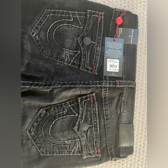 Men’s True Religion Jeans - Picture 3 of 6